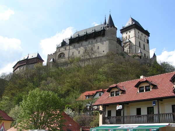 LOMY NA MOŘINĚ A KARLŠTEJN